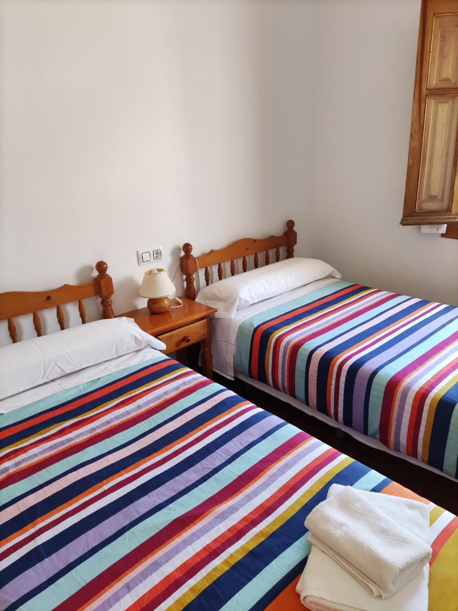 La Rueda Apartamentos Rurales Chulilla Rum bild